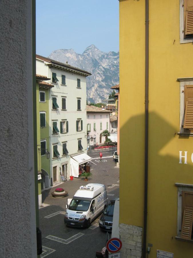 Appartamento A Due Passi Dal Lago Torbole Sul Garda Ngoại thất bức ảnh
